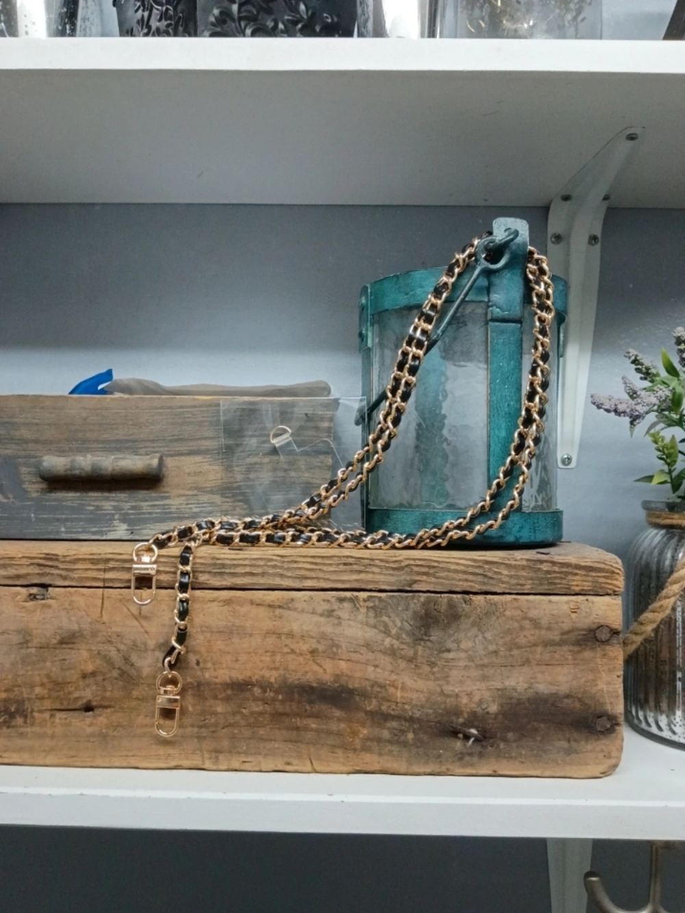 New Chain and Black Faux Leather Chain Strap for Women Bags